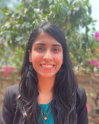 shreya_tandon_headshot.png